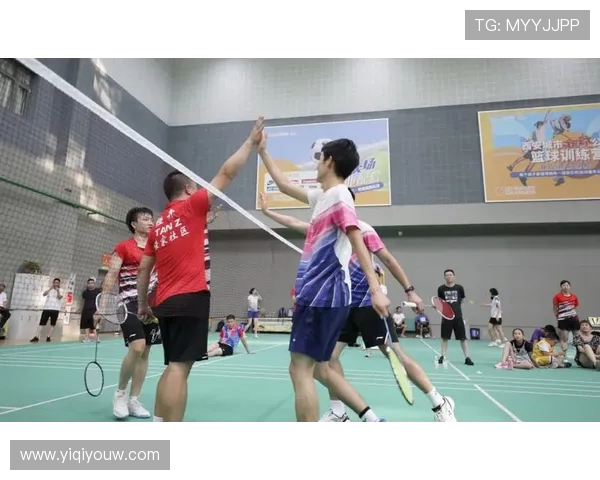 深圳羽毛球队的默契配合与战术探讨聚焦羽毛球运动的团队精神与合作技巧